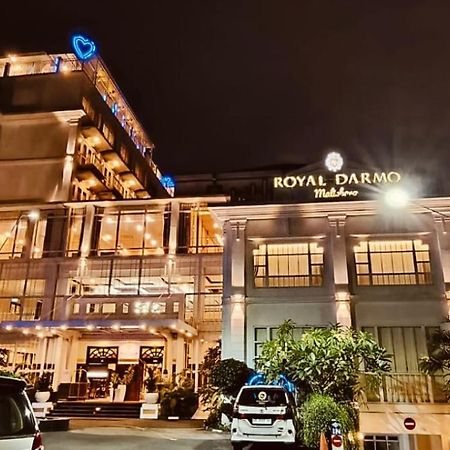 Royal Darmo Malioboro Hotel Yogyakarta Exterior photo